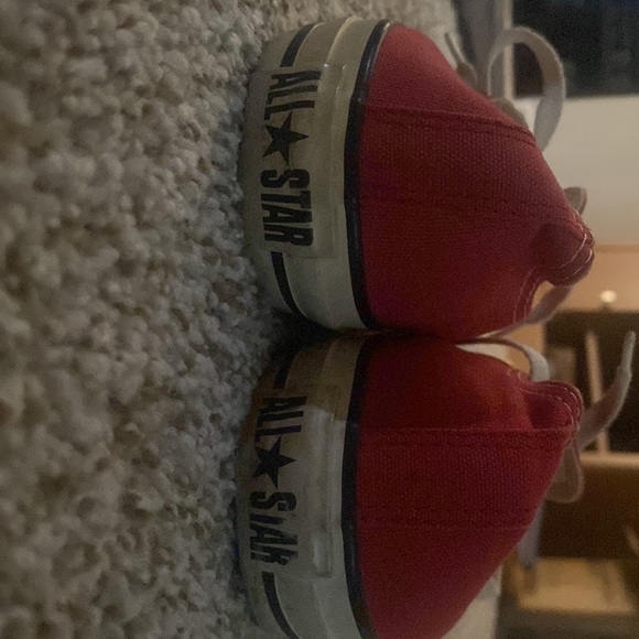 converse - Picture 2 of 3